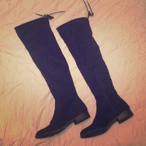 Over knee suede boots
